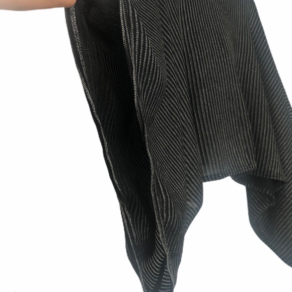 ZARA TRAFALUC HOODED PONCHO - Picture 3 of 5